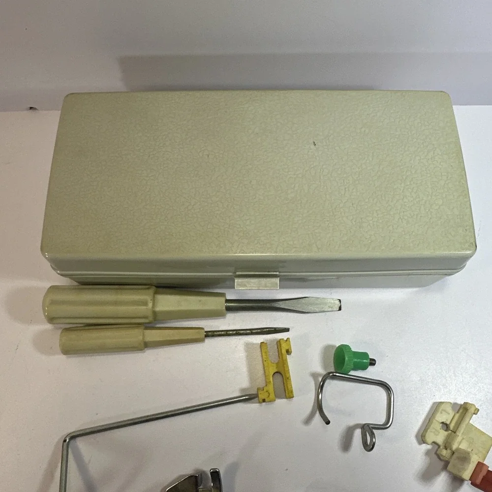 Lot of Various Sewing‎ Machine Parts